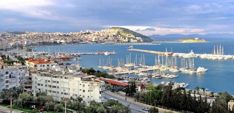 kusadasi-yat-limani